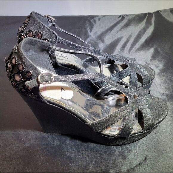 SBICCA WOMEN"S STYLE WEDGE SHOES - Picture 4 of 16